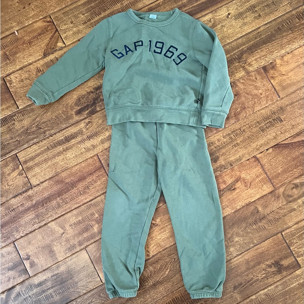 GAP Kids Olive Joggers and Sweatshirt Set